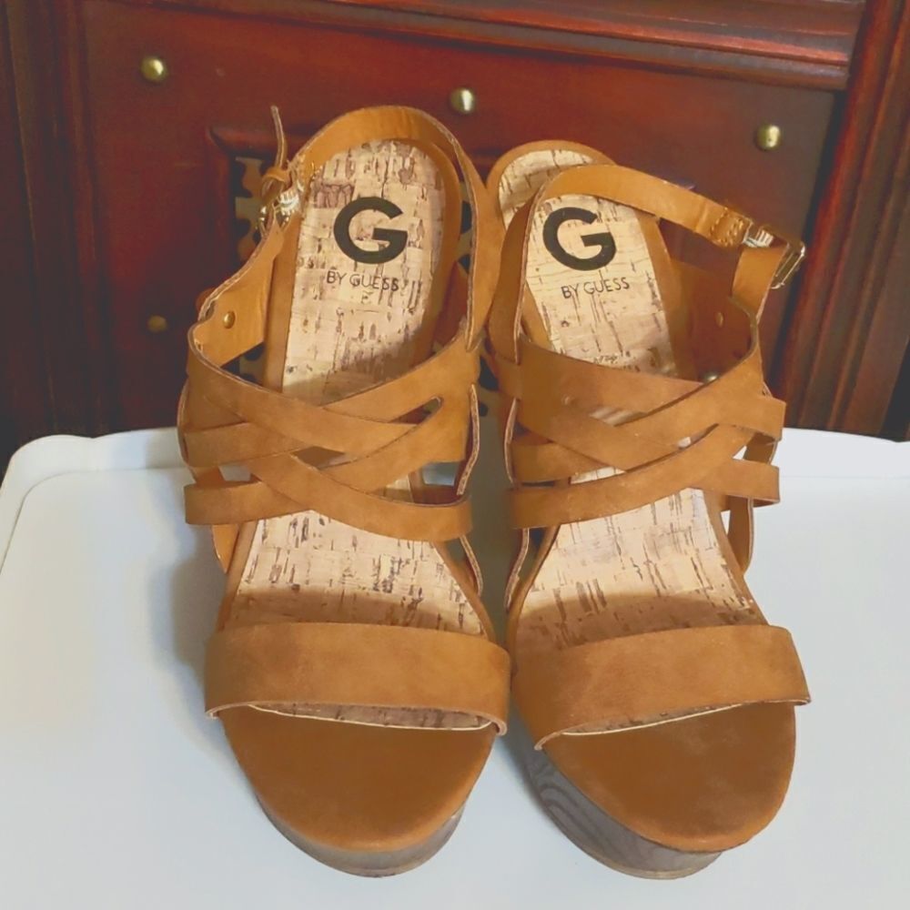 Guess Brown Strap Sandals Chunky Heel Size 10 NEW